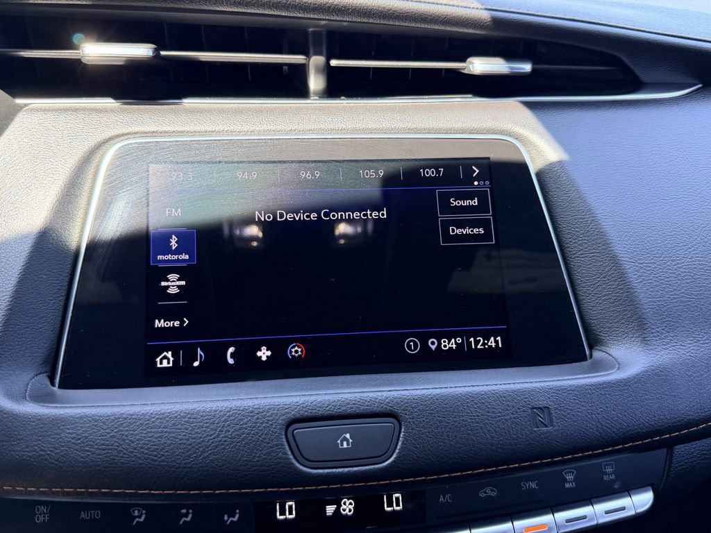 Used 2020 Cadillac XT4 Sport w/ LPO, Midnight Sport Package image 23