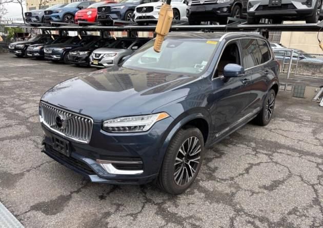Used 2023 Volvo XC90 T8 Core AWD/4WD image 2