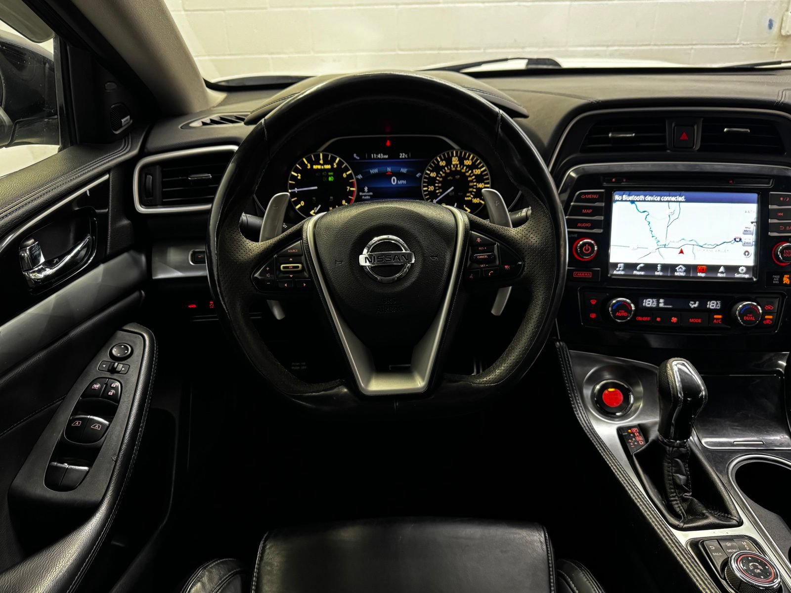 Used 2017 Nissan Maxima SR FWD image 16
