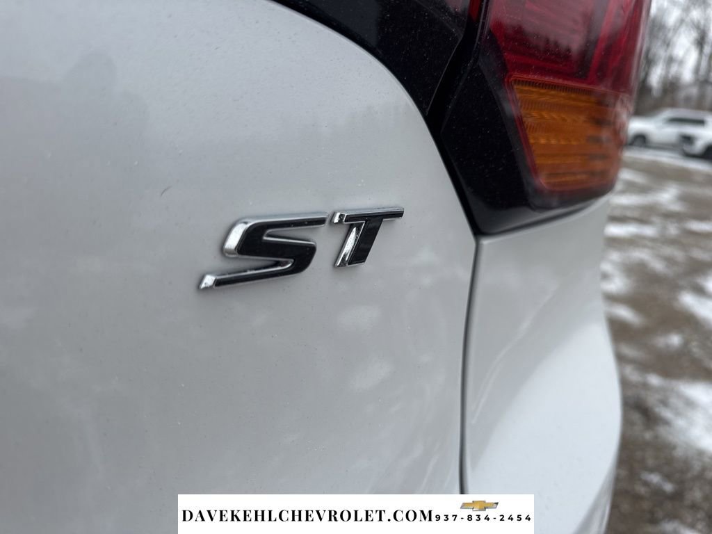 Used 2021 Buick Encore GX Essence w/ Advanced Technology Package image 48