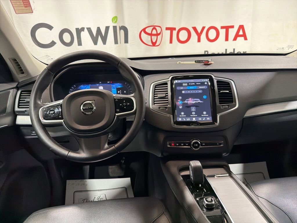 Used 2025 Volvo XC90 B5 Core AWD/4WD image 26