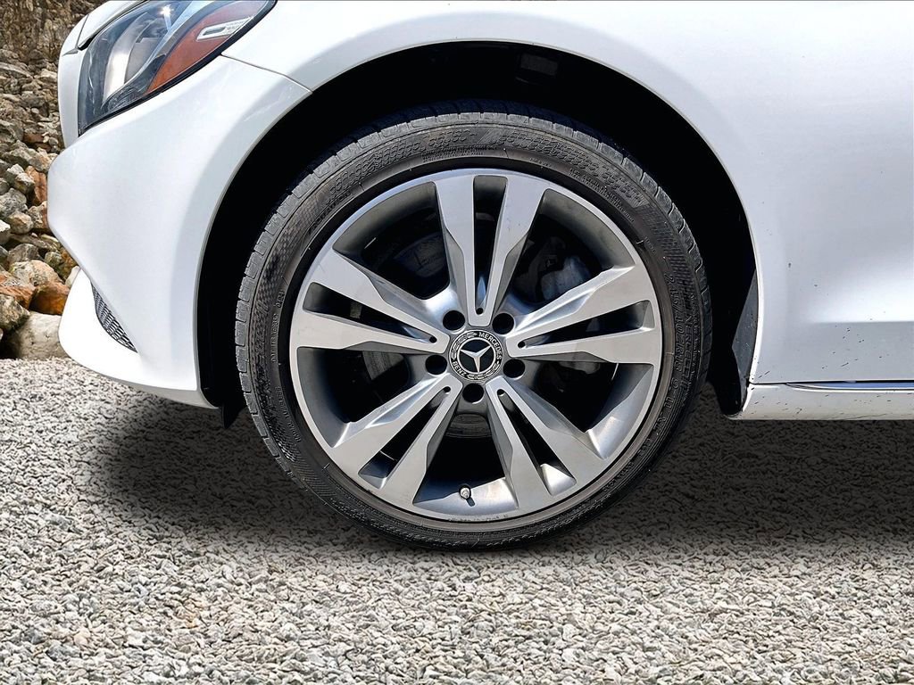 Used 2018 Mercedes-Benz C 300 4MATIC Sedan image 9