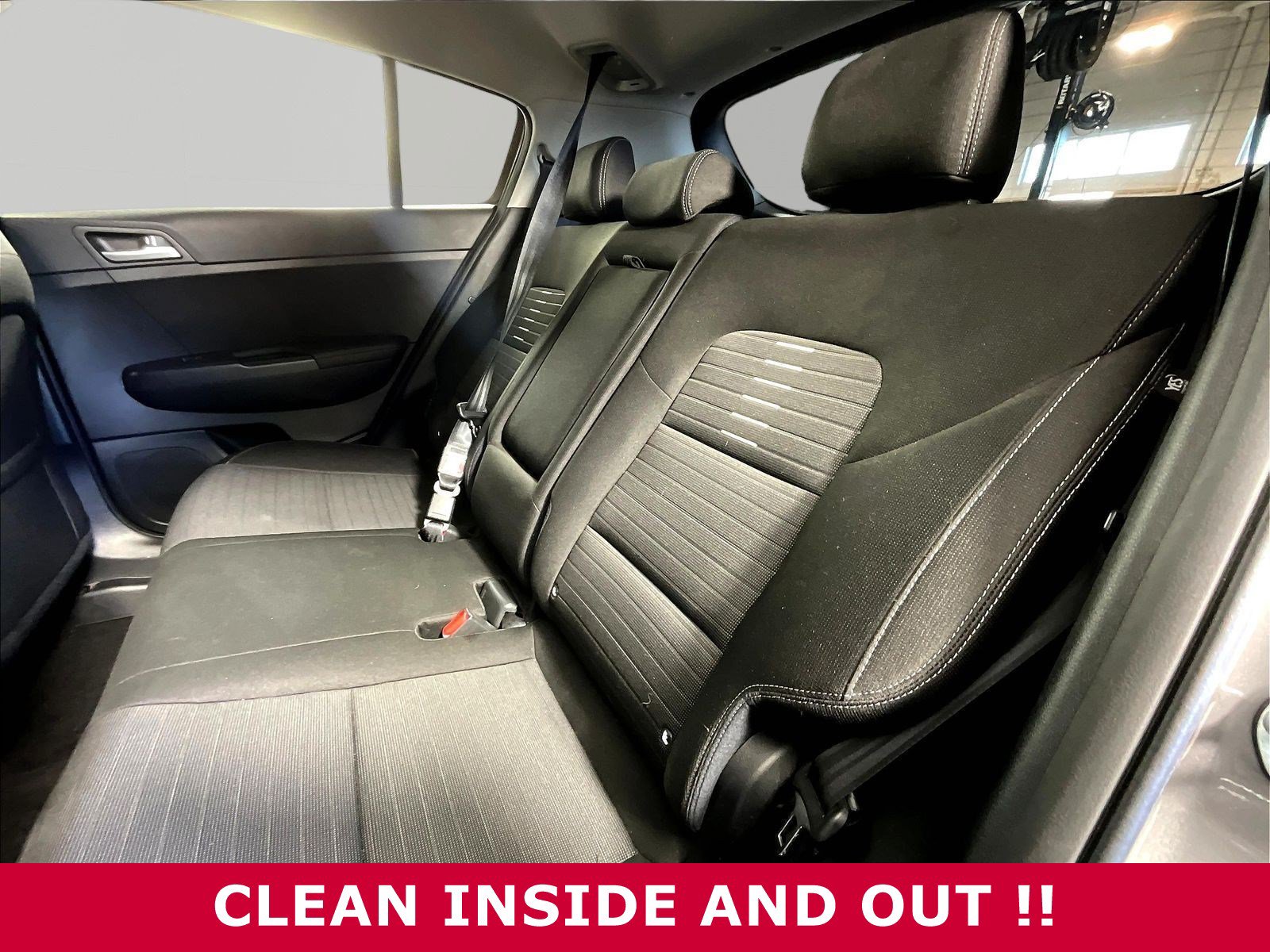 Used 2018 Kia Sportage LX FWD image 21