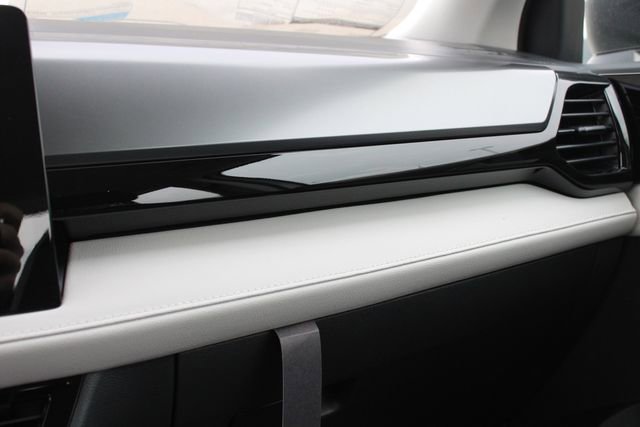 New 2026 Volkswagen Taos S FWD image 18