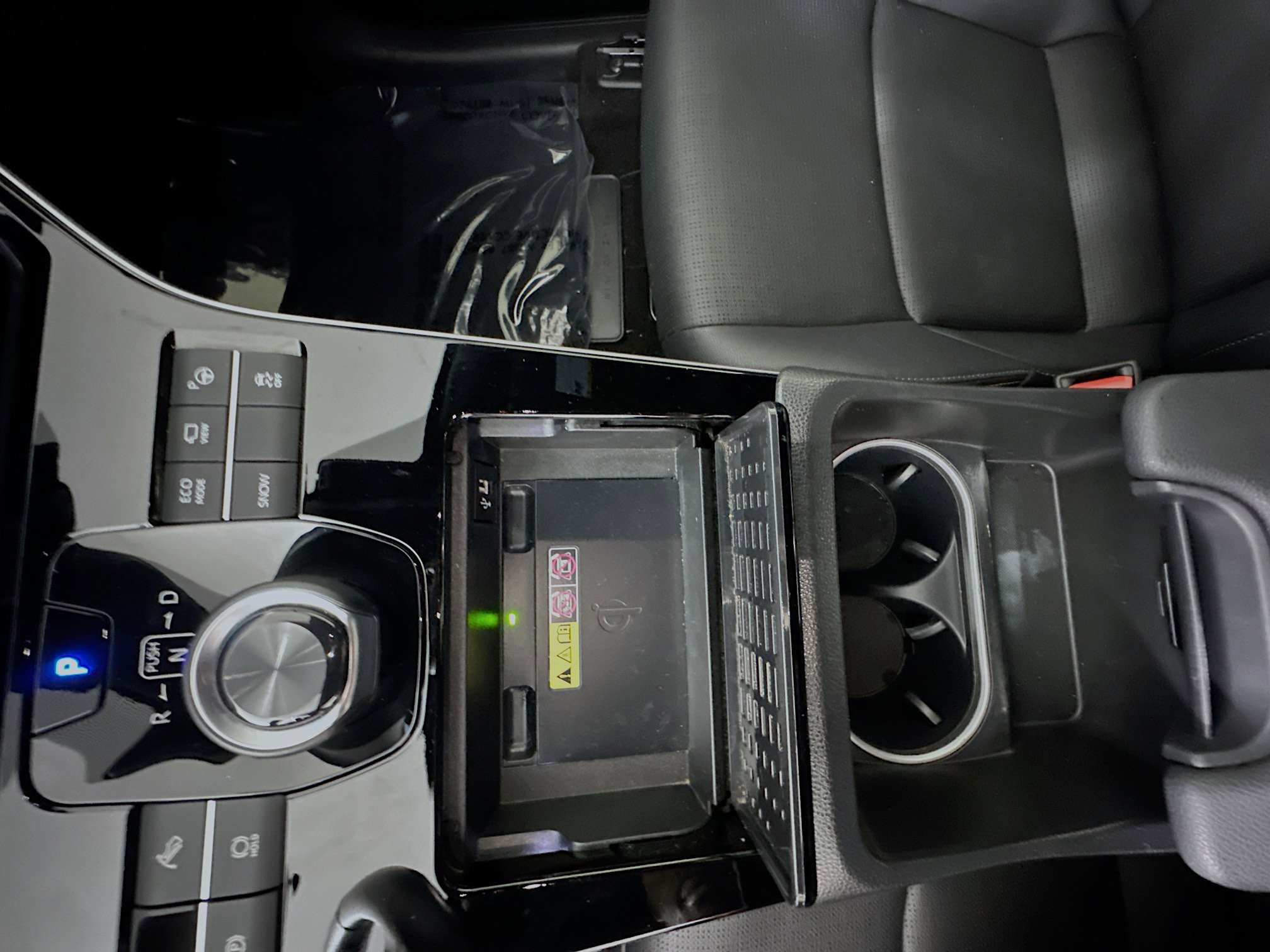 Used 2024 Toyota bZ4X Limited image 20