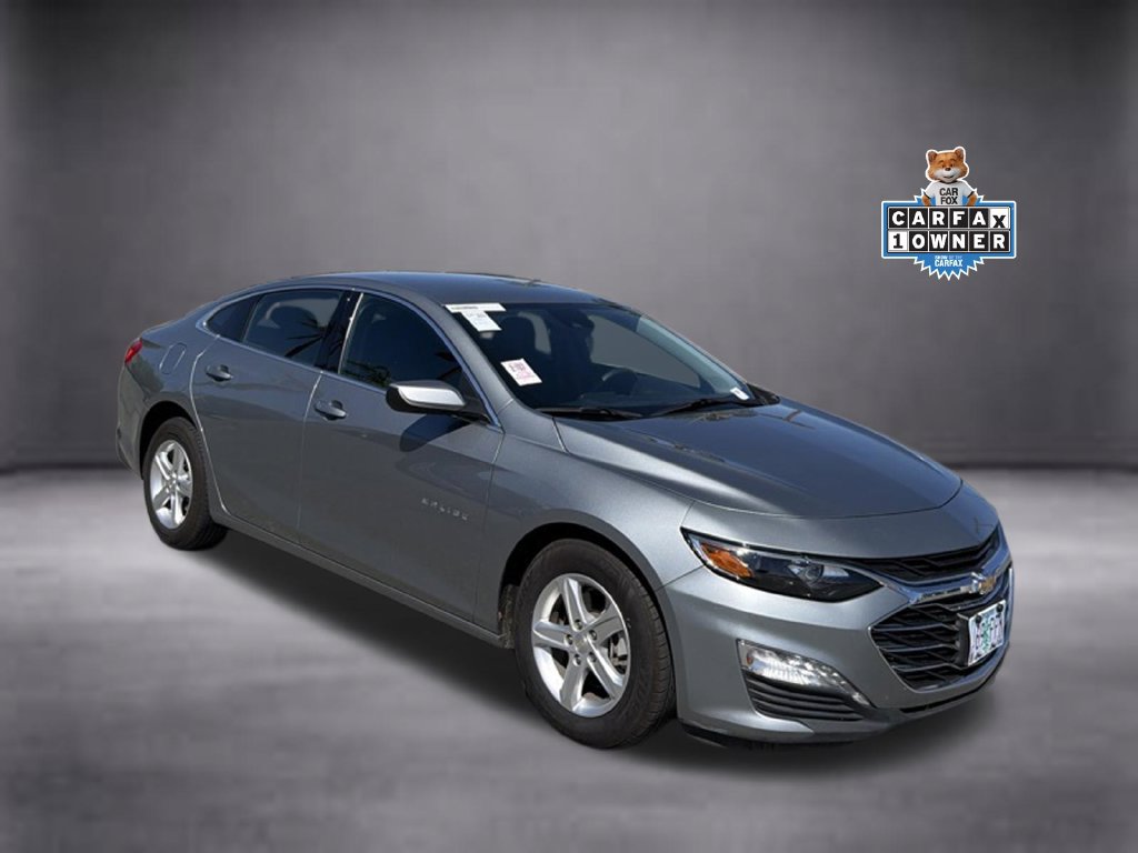 Used 2024 Chevrolet Malibu LT FWD image 2