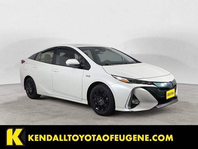 Used 2017 Toyota Prius Prime Advanced image 7