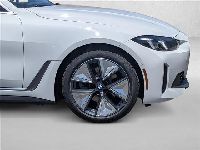 New 2026 BMW i4 eDrive40 w/ Premium Package RWD image 10