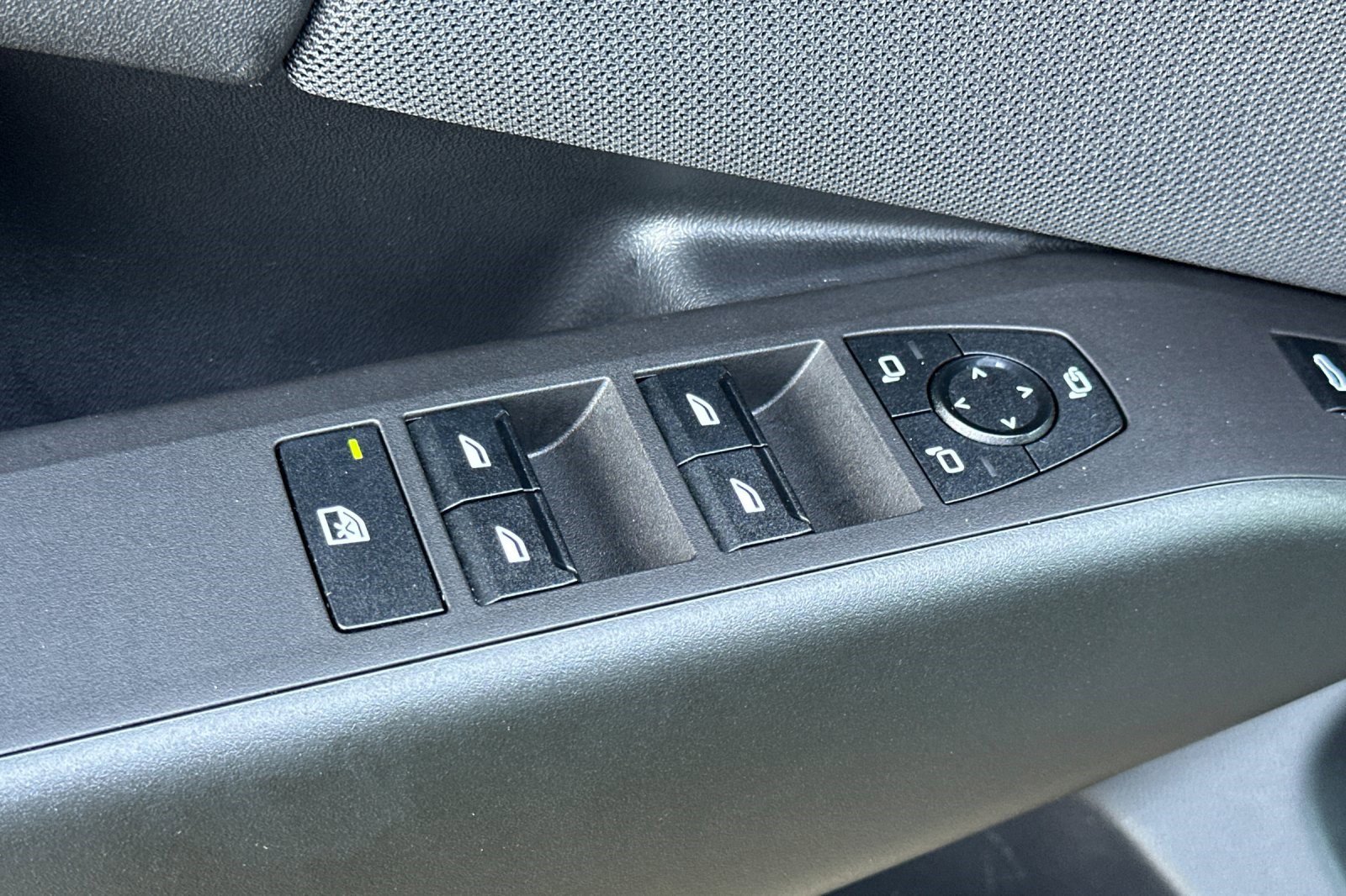 Used 2025 BMW X3 xDrive30i w/ Premium Package image 13