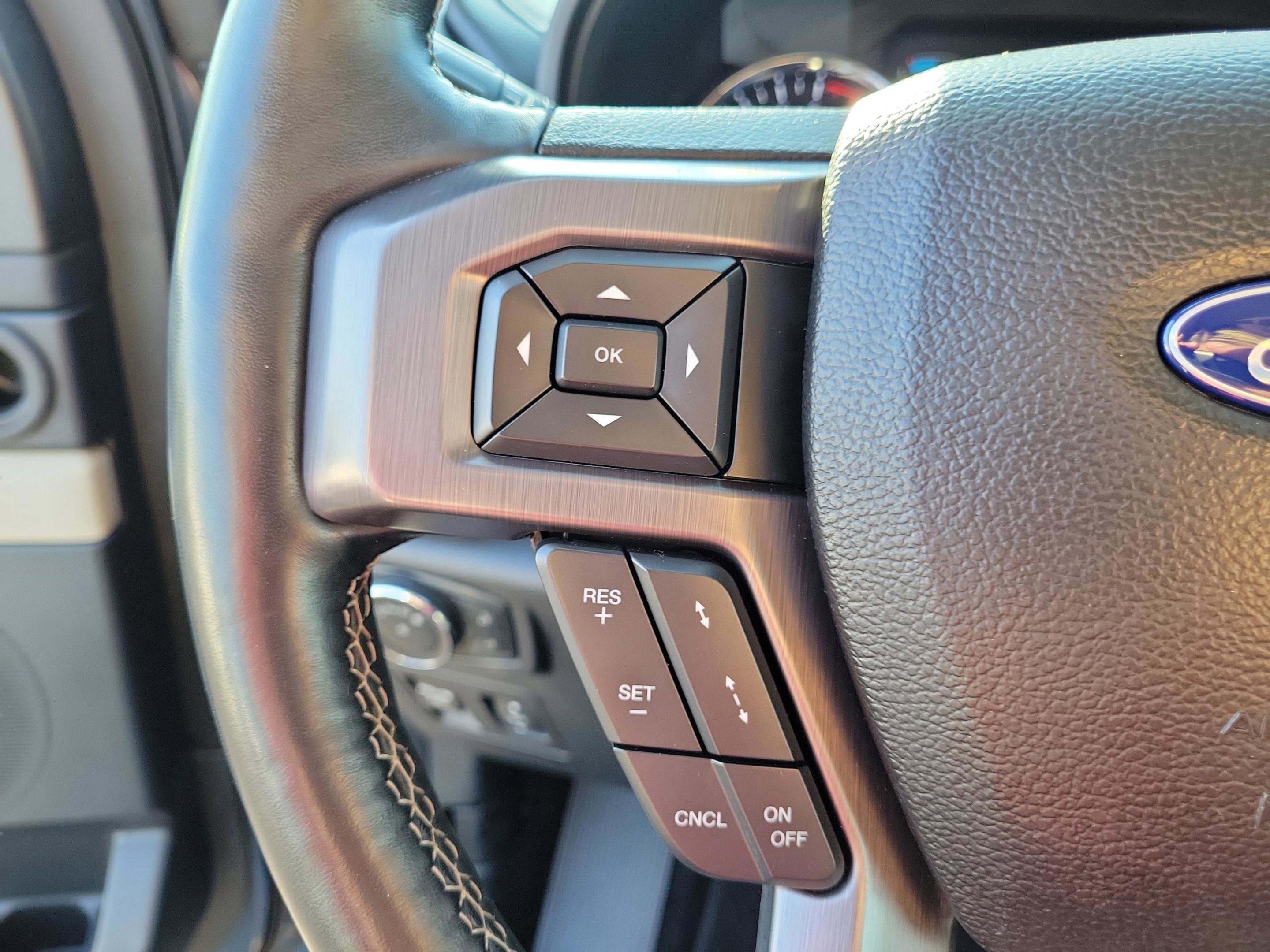 Used 2018 Ford Expedition Platinum image 25