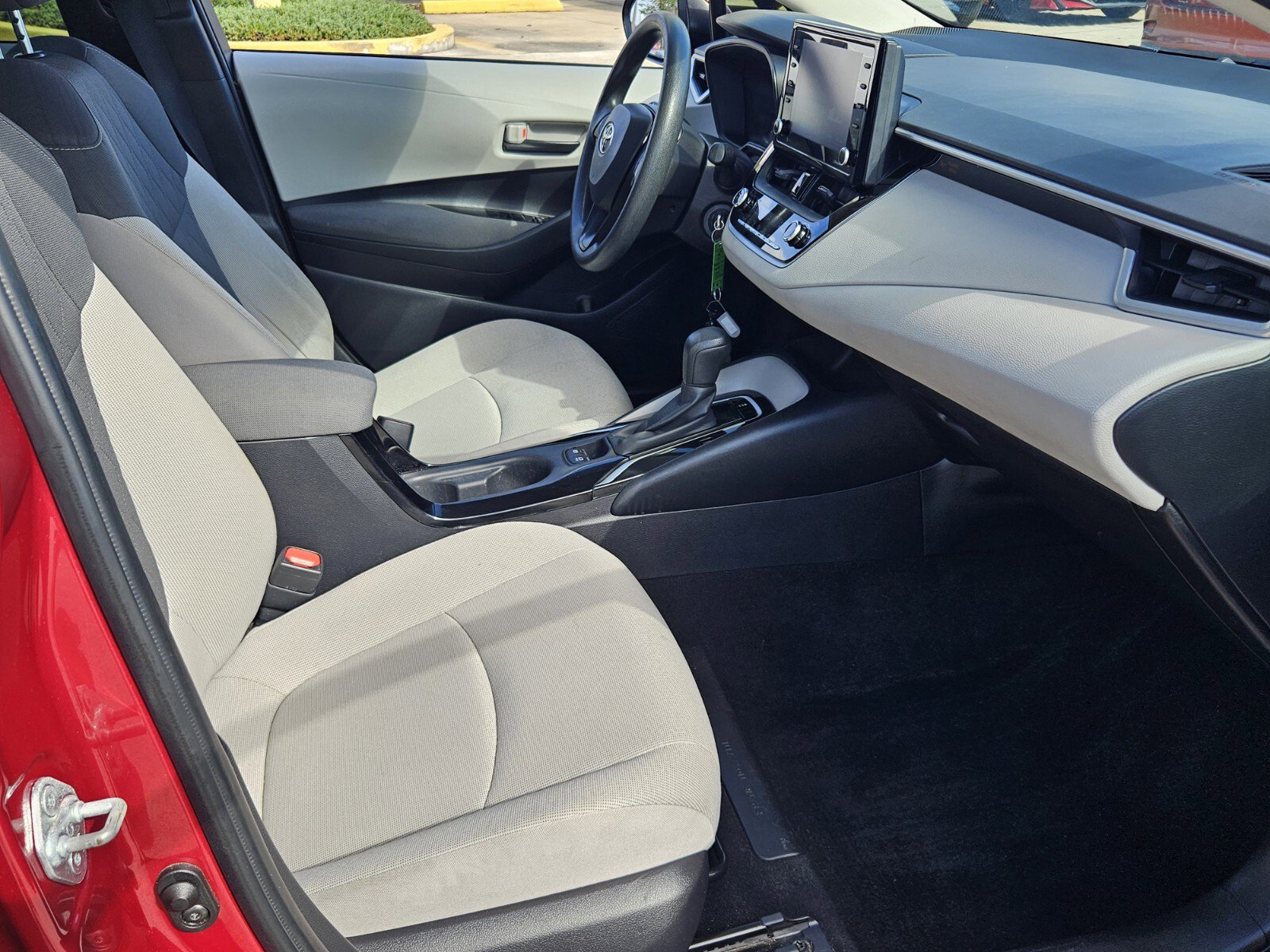 Certified 2022 Toyota Corolla LE image 10