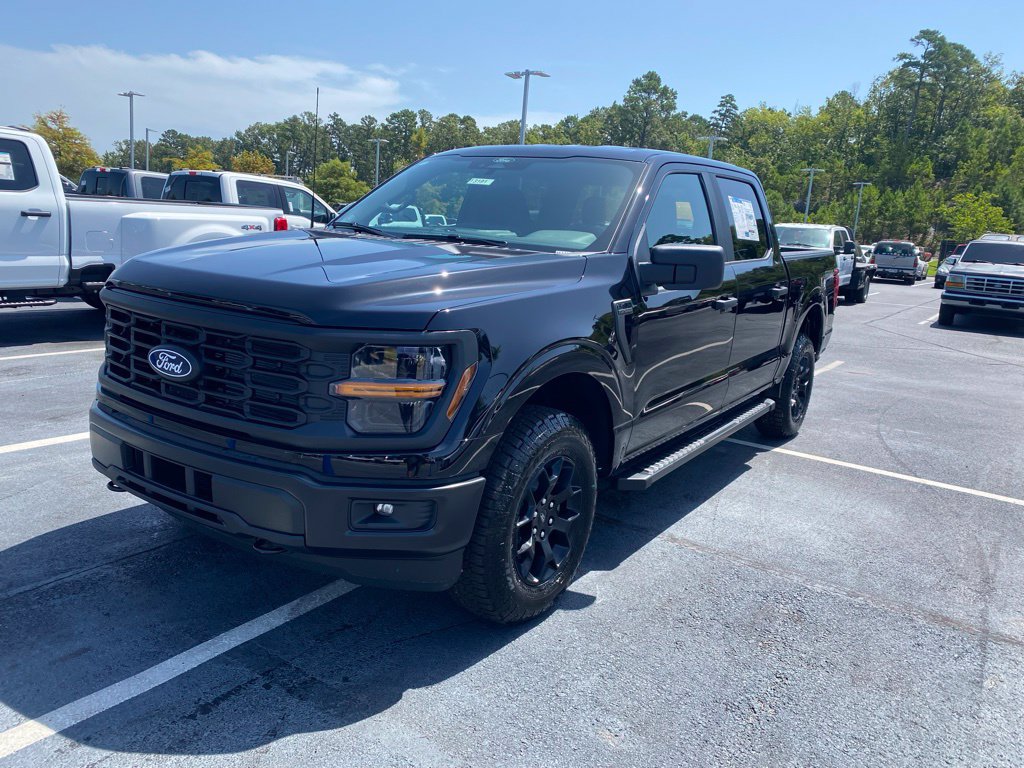 New 2026 Ford F150 STX w/ Equipment Group 201A FX4 AWD/4WD image 3