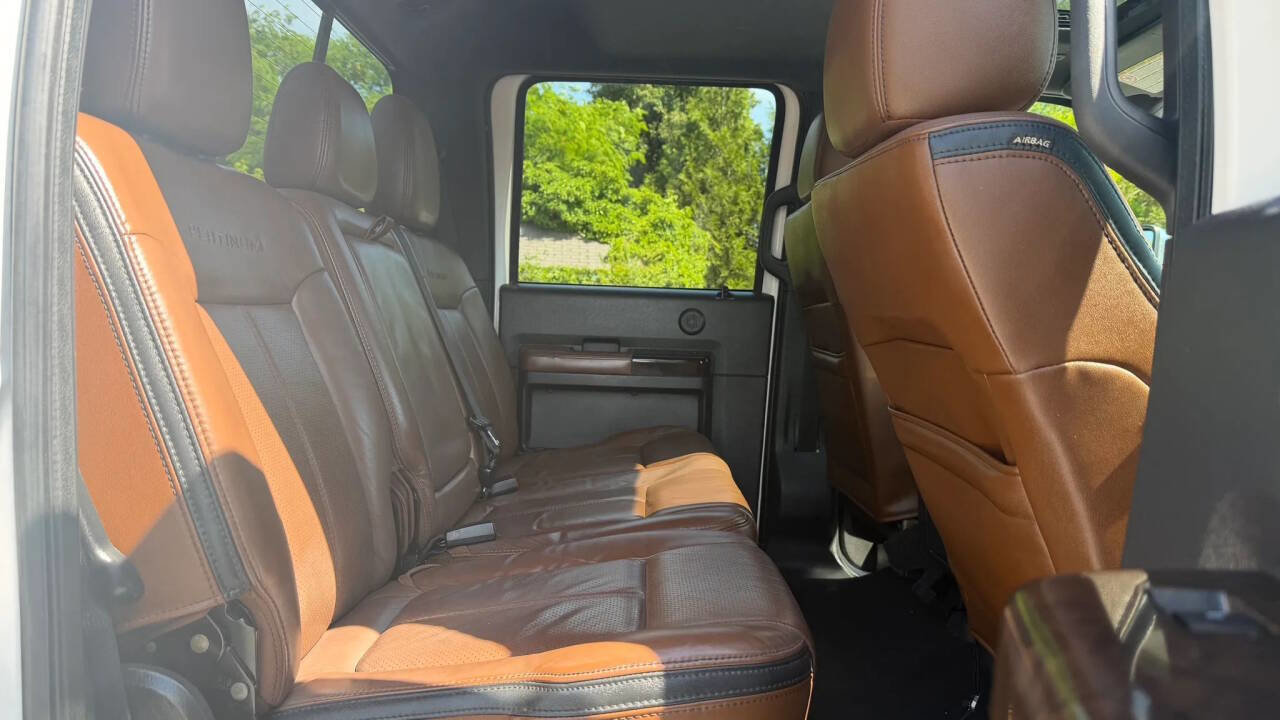 Used 2016 Ford F250 Platinum w/ FX4 Off-Road Package AWD/4WD image 25