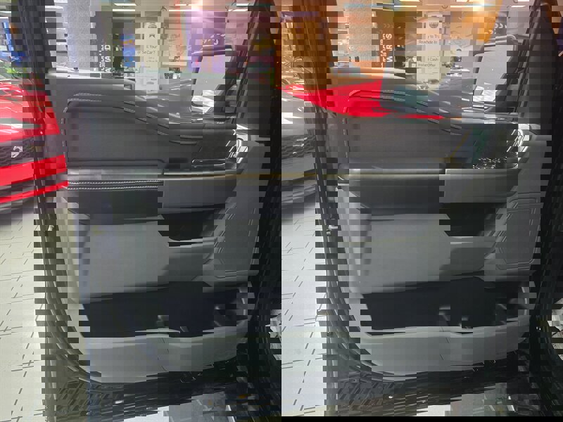 Used 2025 Ford F150 XLT w/ Equipment Group 301A Standard image 7