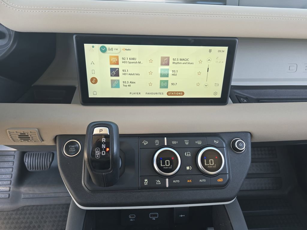 Certified 2023 Land Rover Defender 110 S image 22