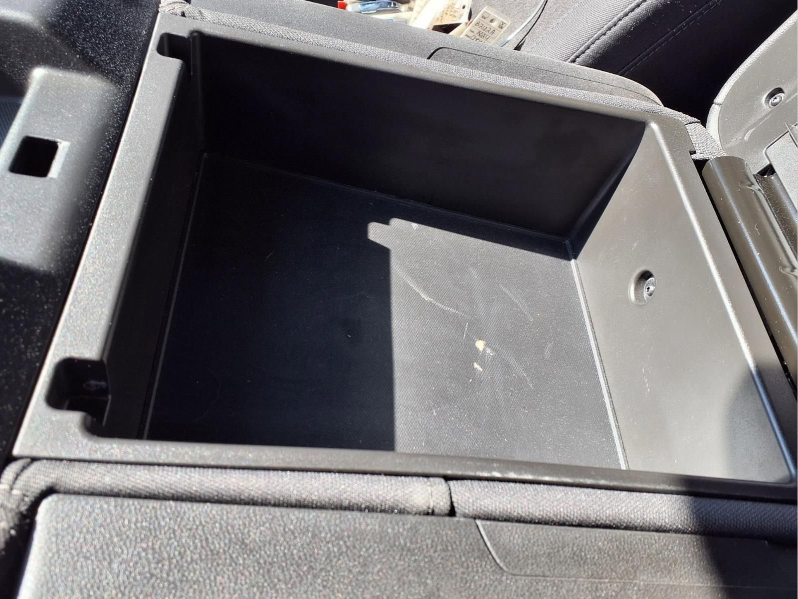 Used 2024 Chevrolet Silverado 1500 Custom Trail Boss w/ Dark Appearance Package image 10