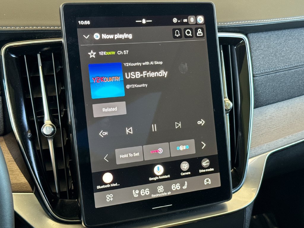 Certified 2026 Volvo XC90 B6 Plus AWD/4WD image 18