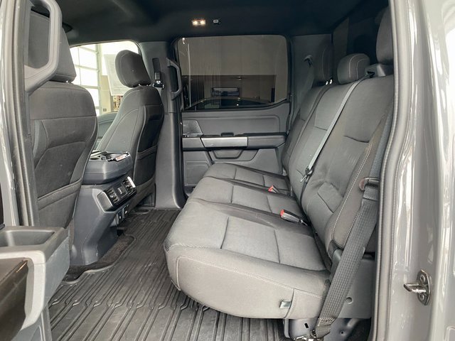 Used 2021 Ford F150 XLT w/ Equipment Group 302A High image 17