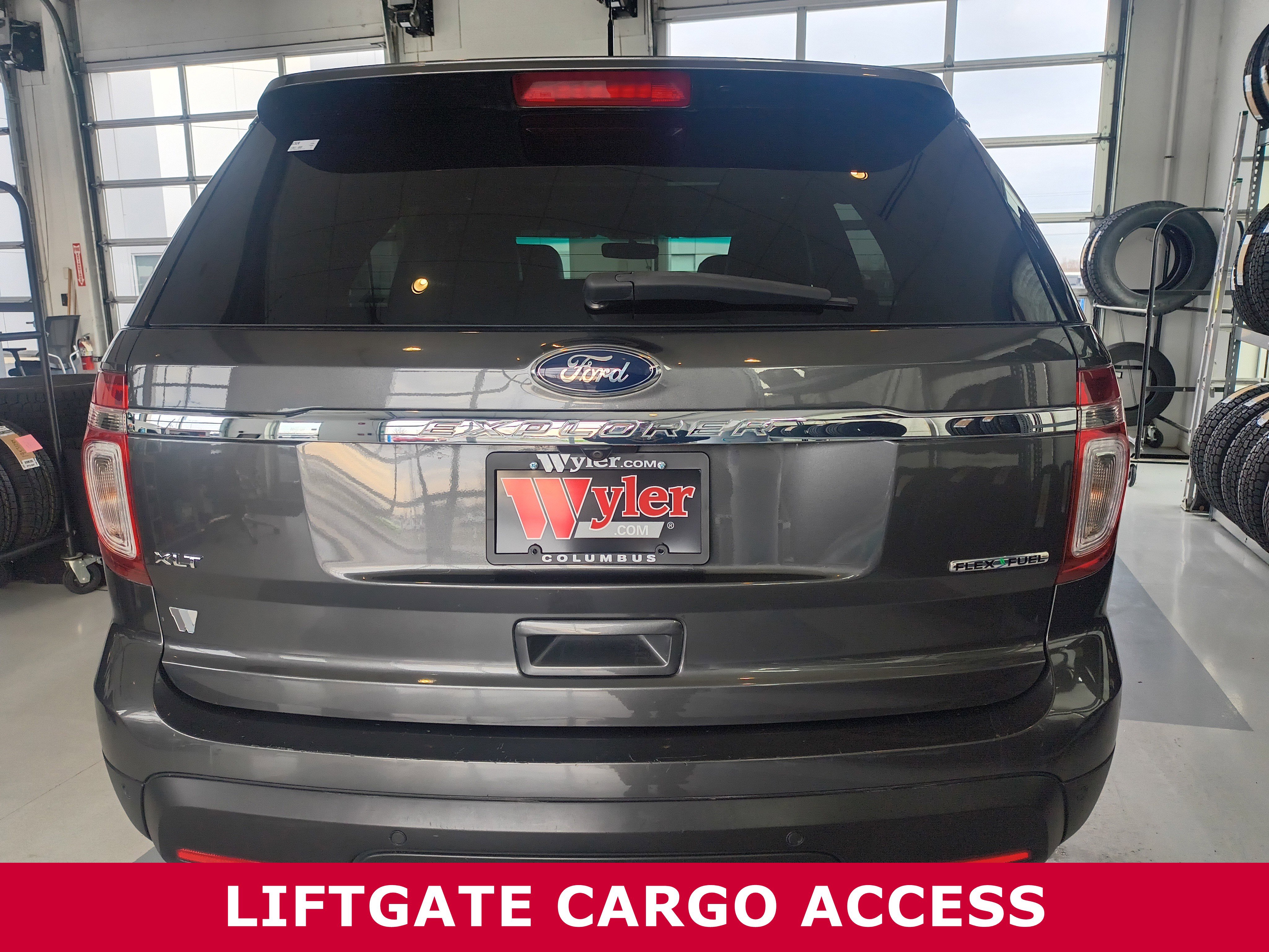 Used 2015 Ford Explorer XLT w/ Equipment Group 202B image 5