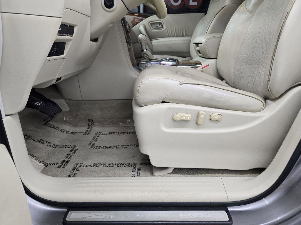 Used 2014 INFINITI QX80 2WD w/ Theater Package image 10
