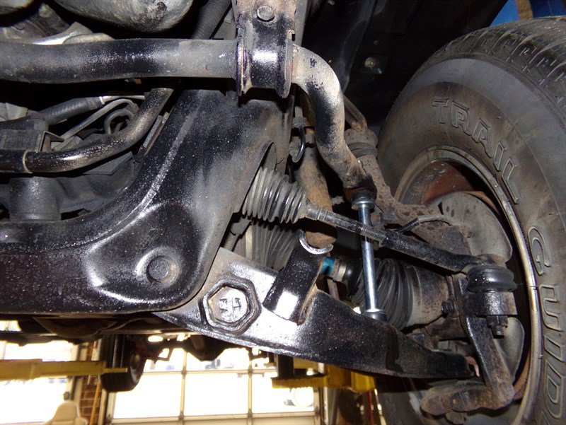 Used 2004 Ford Explorer Sport Trac XLT AWD/4WD image 88