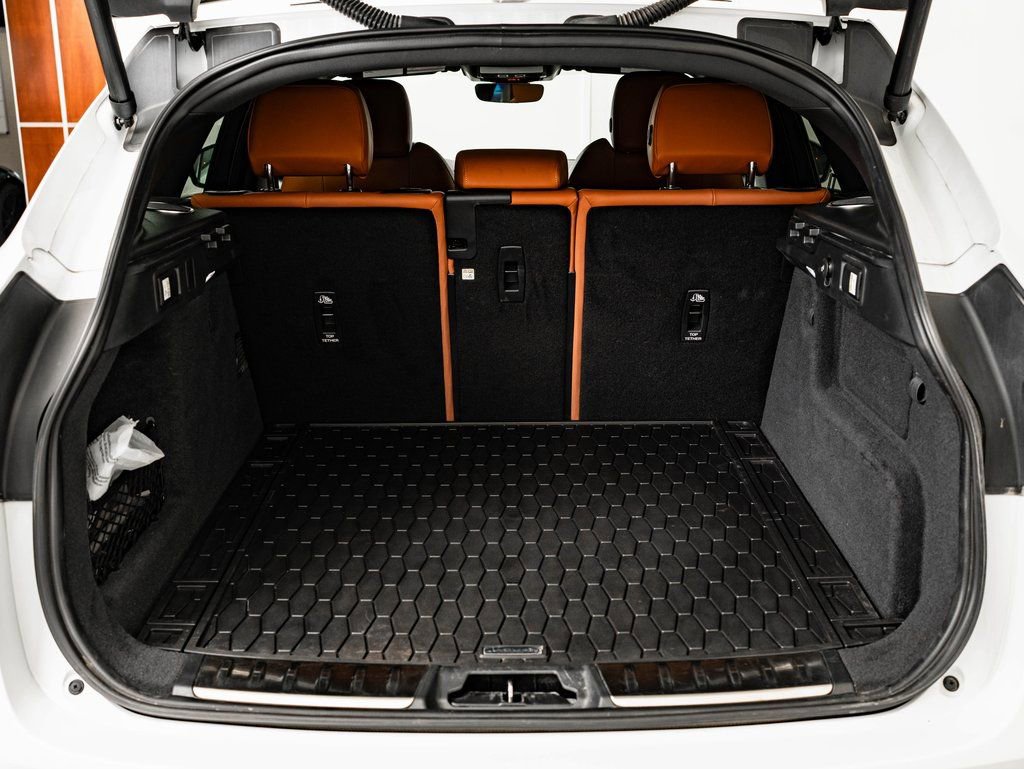 Certified 2024 Jaguar F-PACE R-Dynamic S image 20