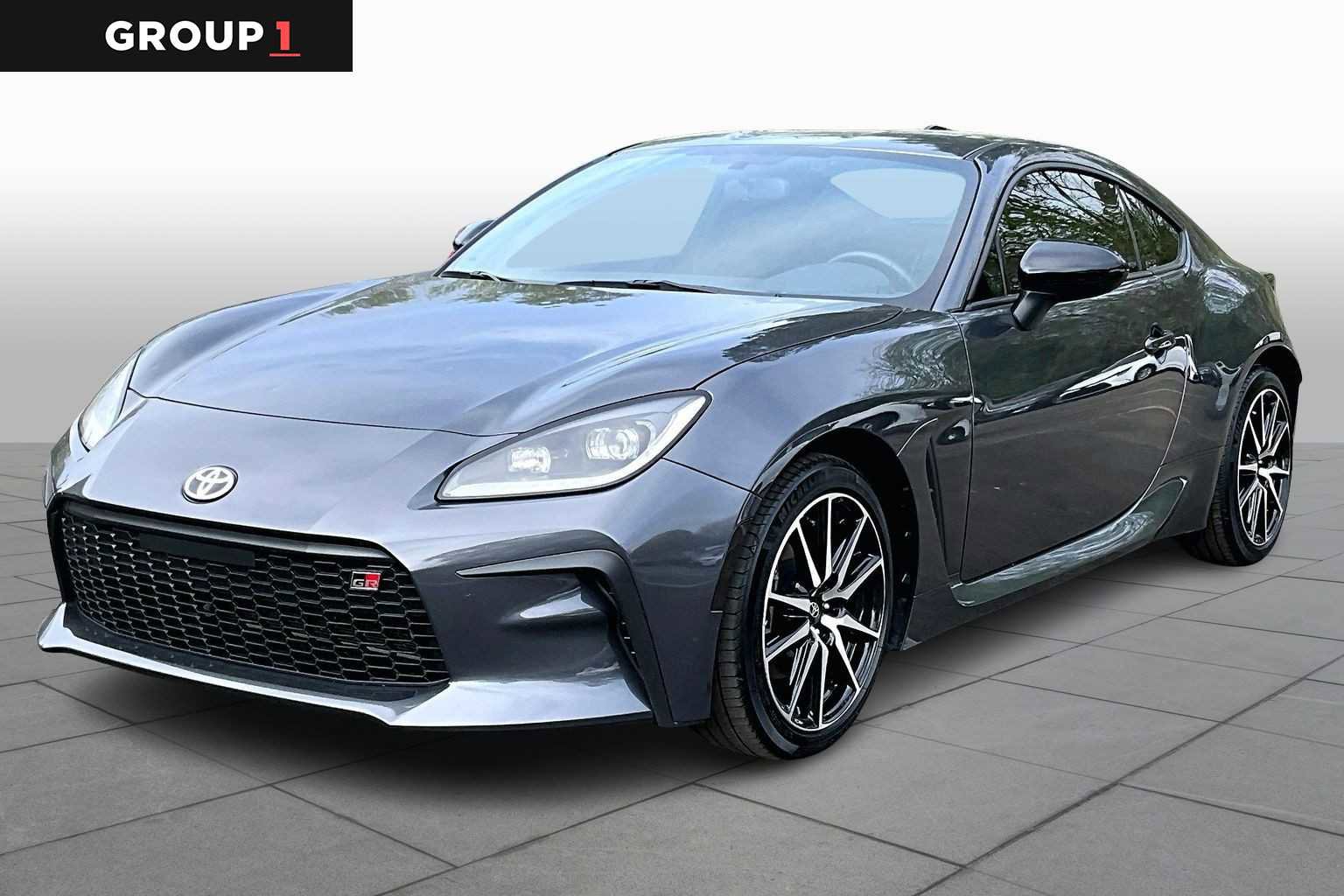 Used 2024 Toyota GR86 image 1