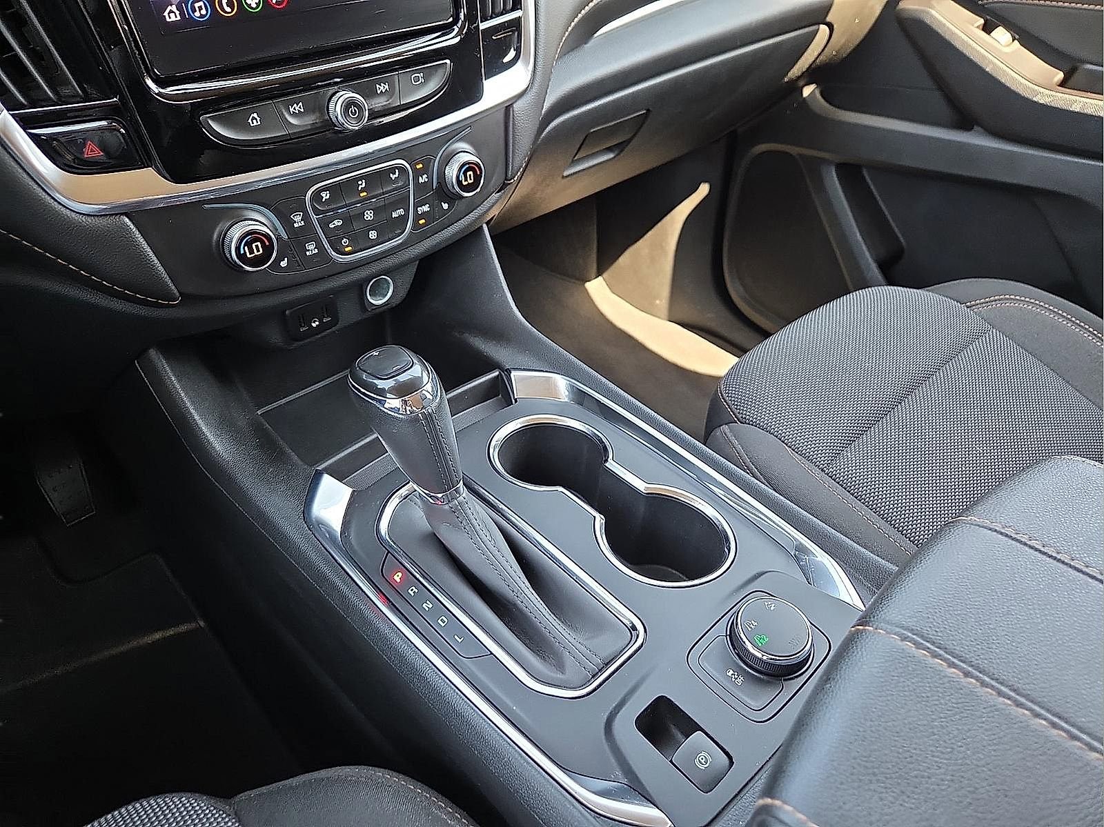 Used 2020 Chevrolet Traverse LT w/ LPO, Blackout Package image 25