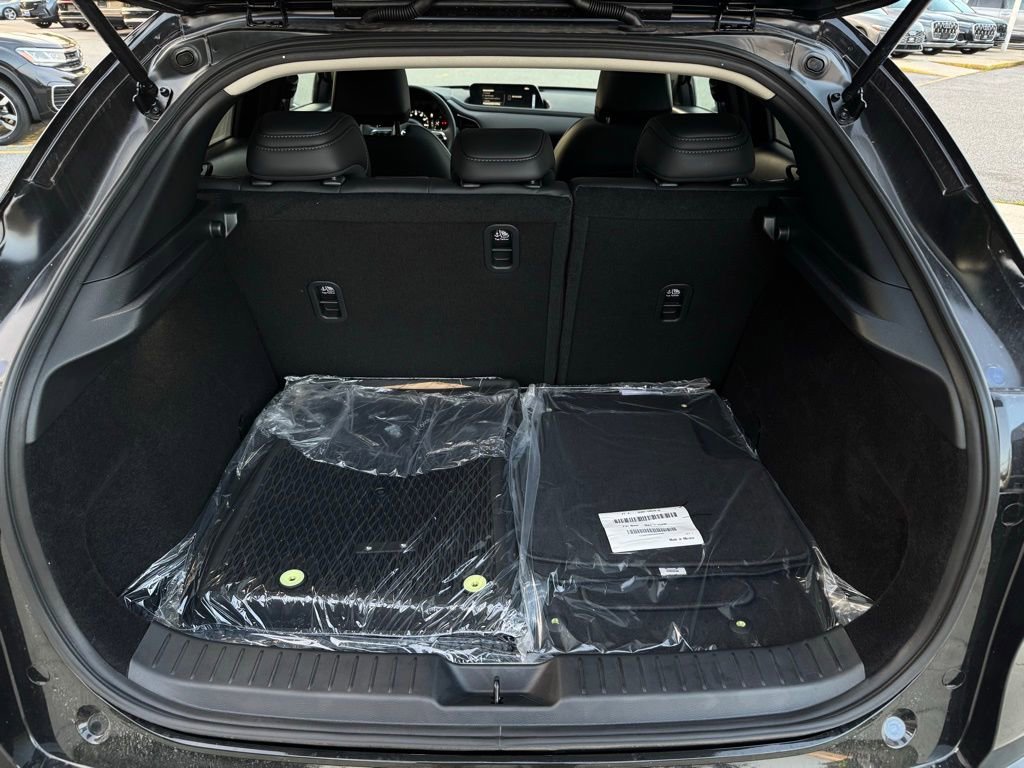 Used 2025 MAZDA CX-30 AWD 2.5 S w/ Preferred Package image 9