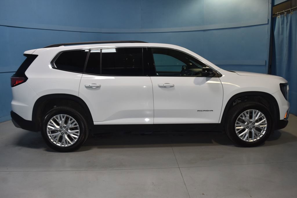 Used 2024 GMC Acadia Elevation AWD/4WD image 23