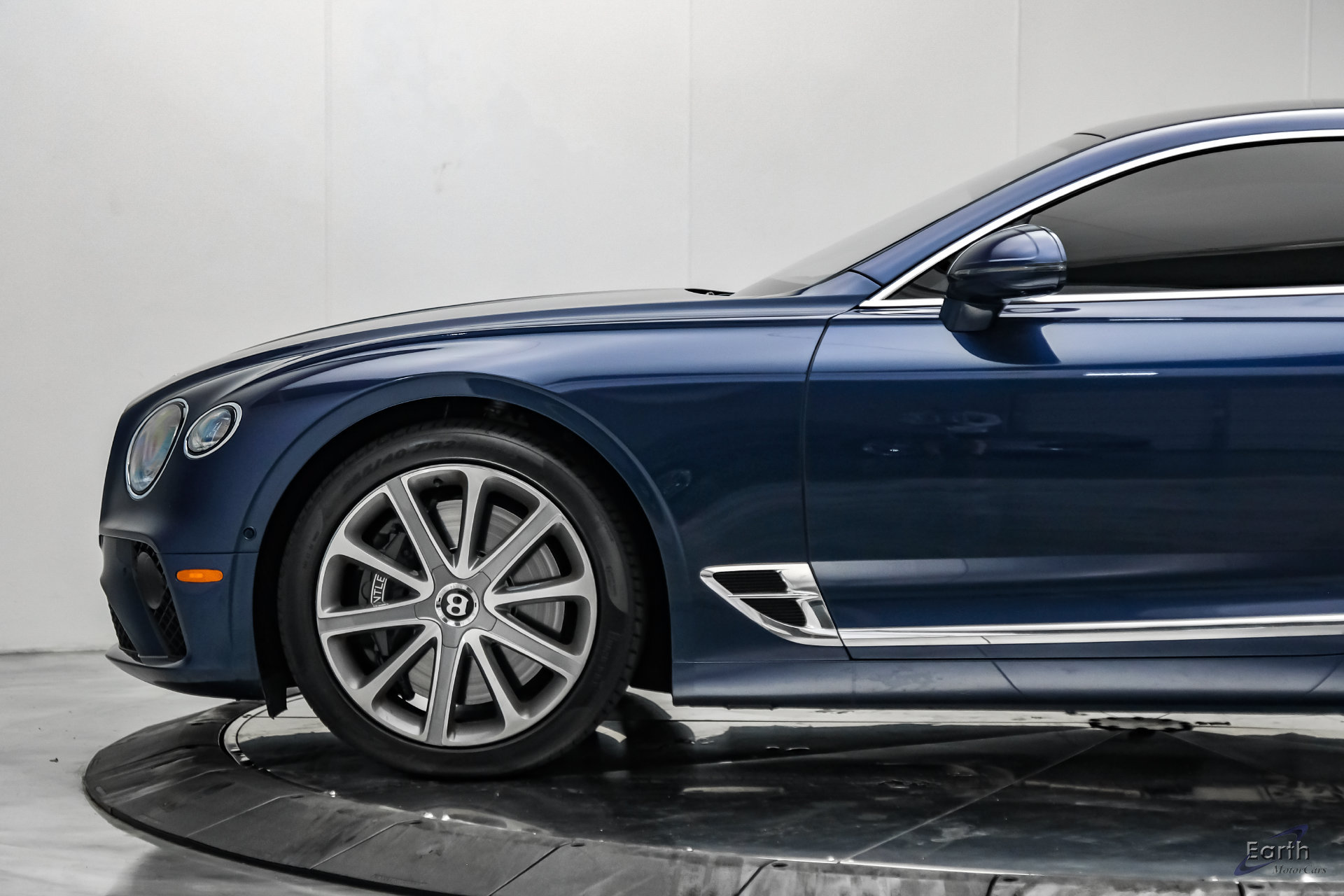Used 2020 Bentley Continental GT V8 First Edition AWD/4WD image 8