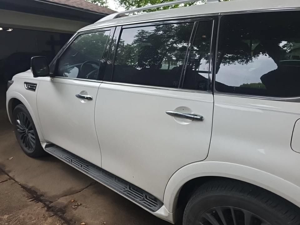 Certified 2023 INFINITI QX80 Premium Select w/ Cargo Package RWD image 3