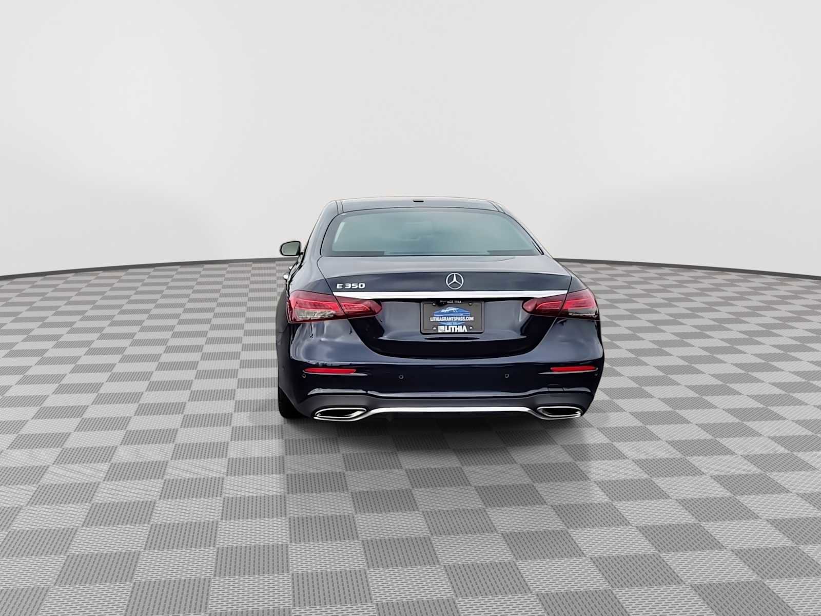 Used 2021 Mercedes-Benz E 350 Sedan image 7