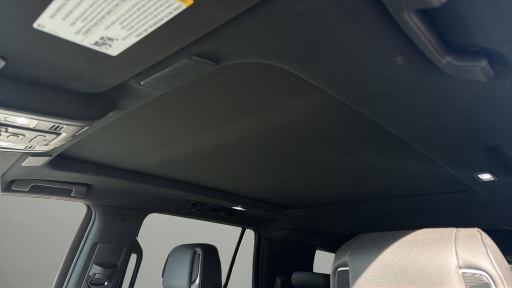 Used 2023 Cadillac Escalade Sport image 11