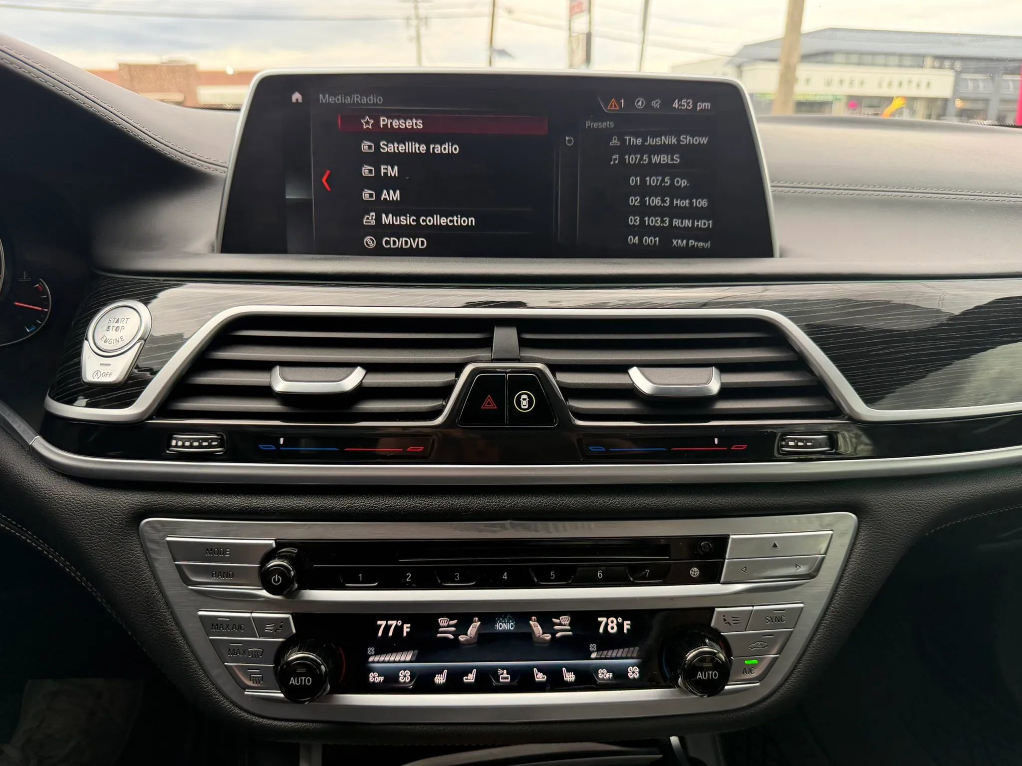 Used 2019 BMW 750i xDrive w/ Executive Package AWD/4WD image 22