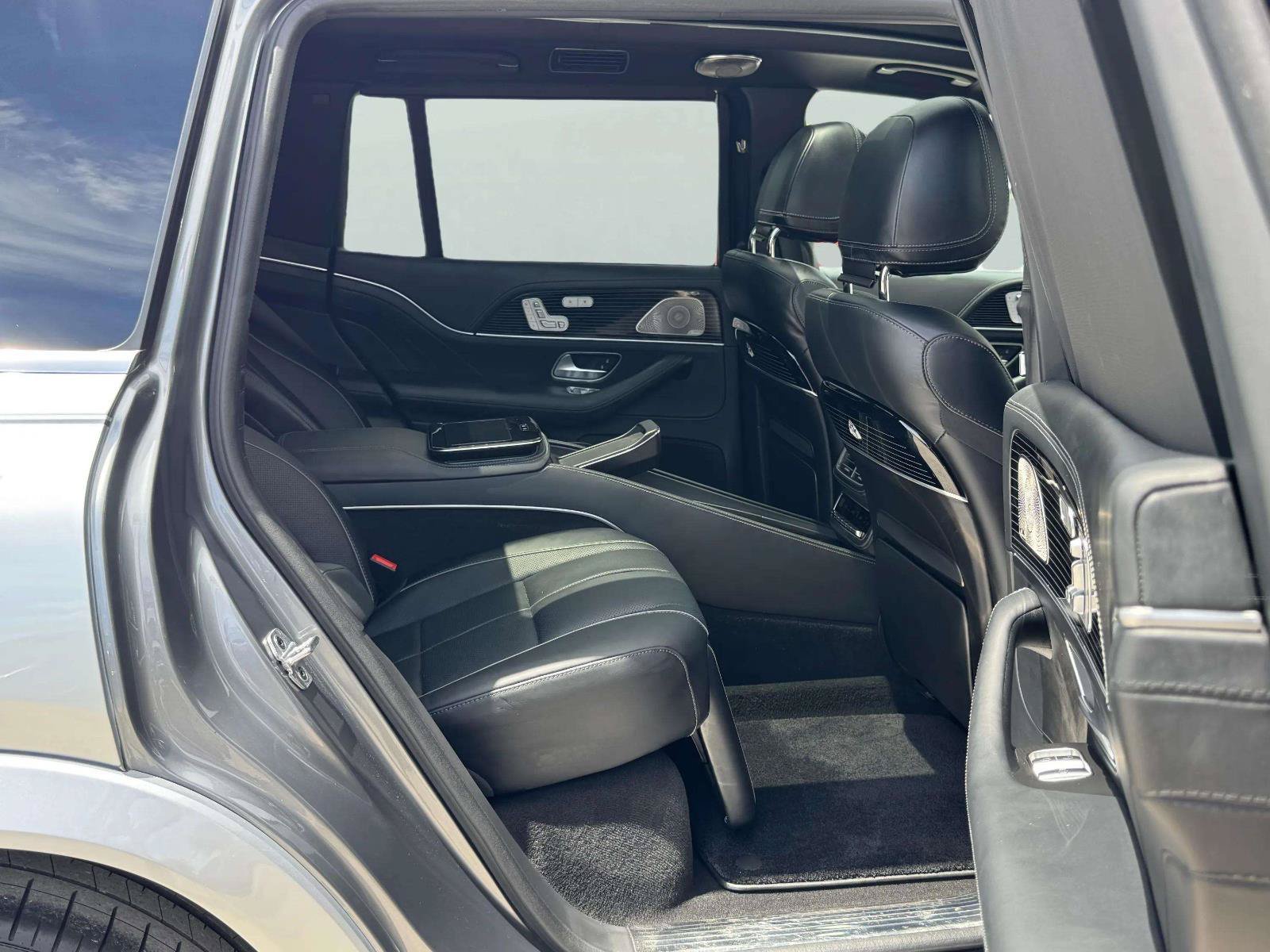 Used 2022 Mercedes-Benz Maybach GLS 600 4MATIC image 84