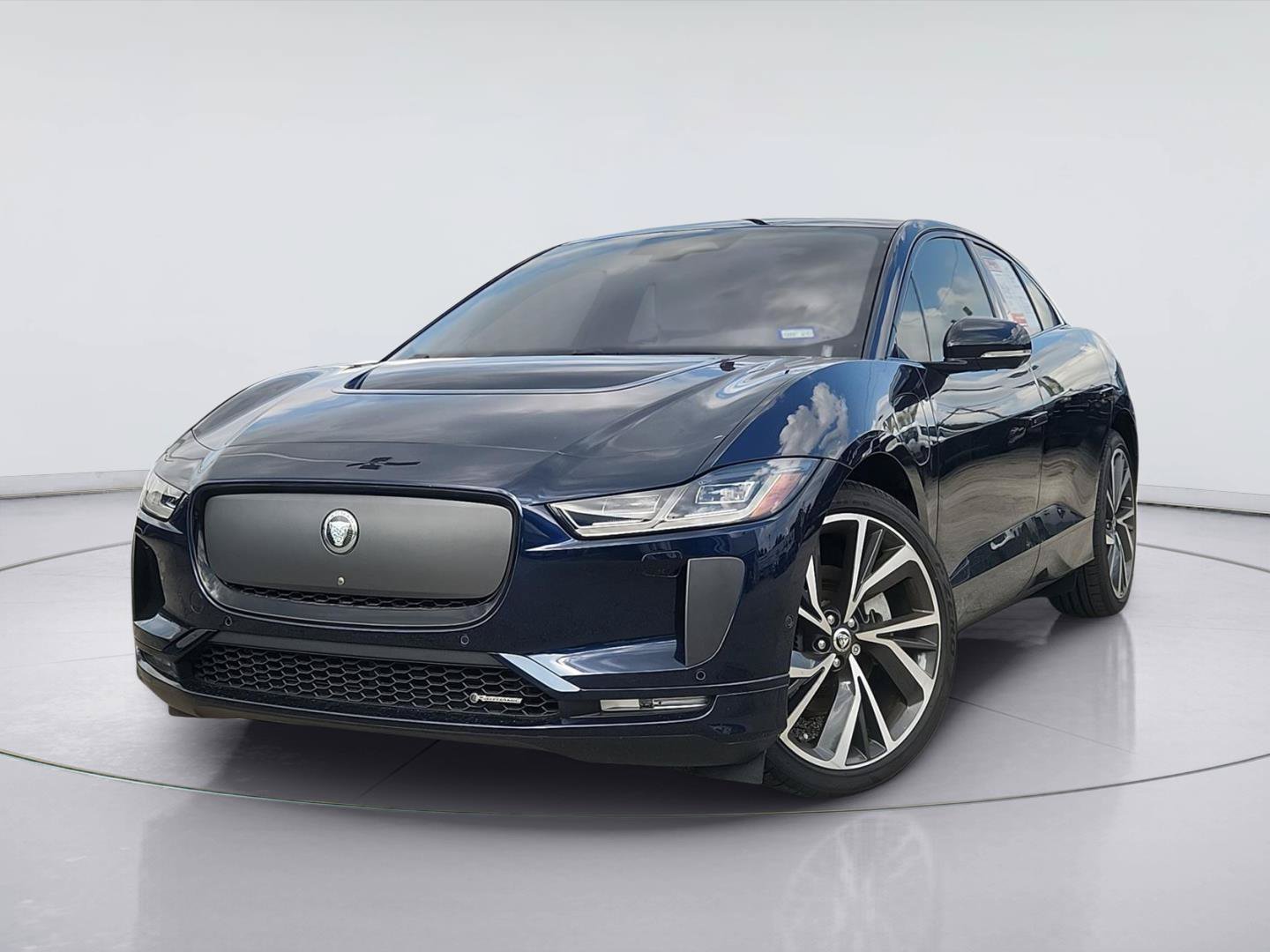 Used 2024 Jaguar I-PACE R-Dynamic HSE AWD/4WD image 1