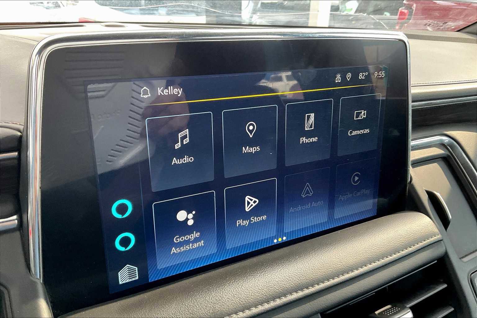 Used 2023 Chevrolet Suburban LT w/ LT Signature Package image 31