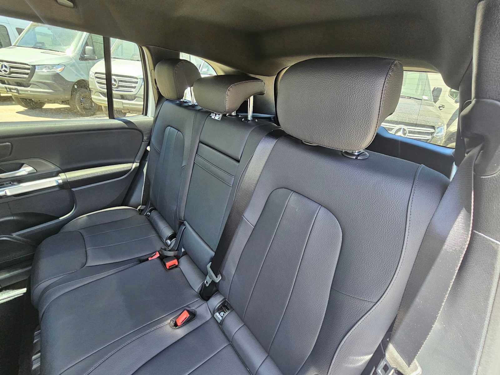 New 2026 Mercedes-Benz GLB 250 image 17