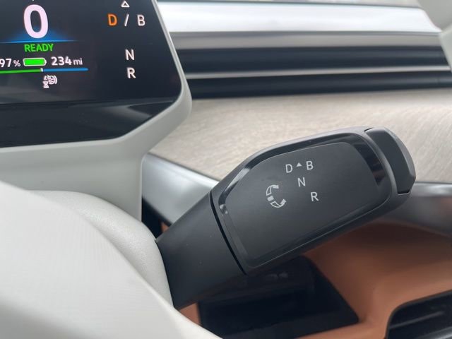 New 2025 Volkswagen ID. Buzz 1st Edition image 12