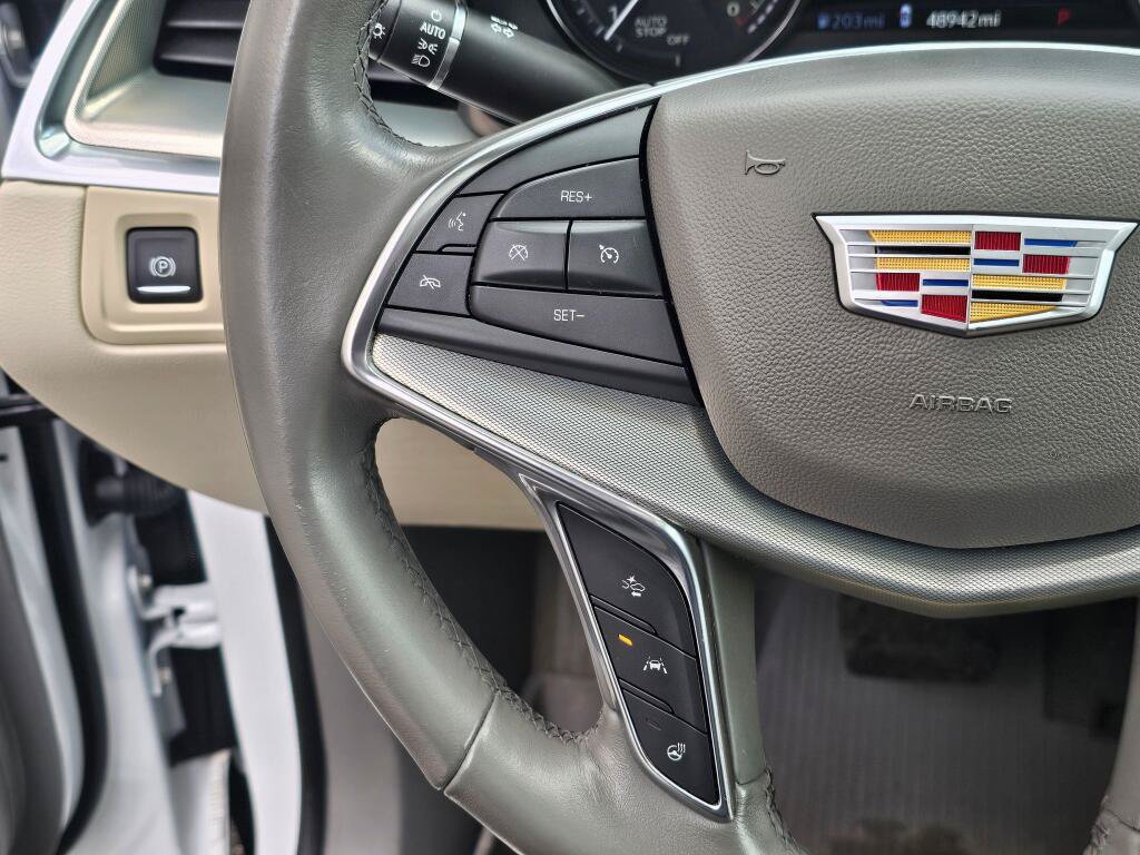 Certified 2023 Cadillac XT5 Premium Luxury w/ Technology Package AWD/4WD image 29