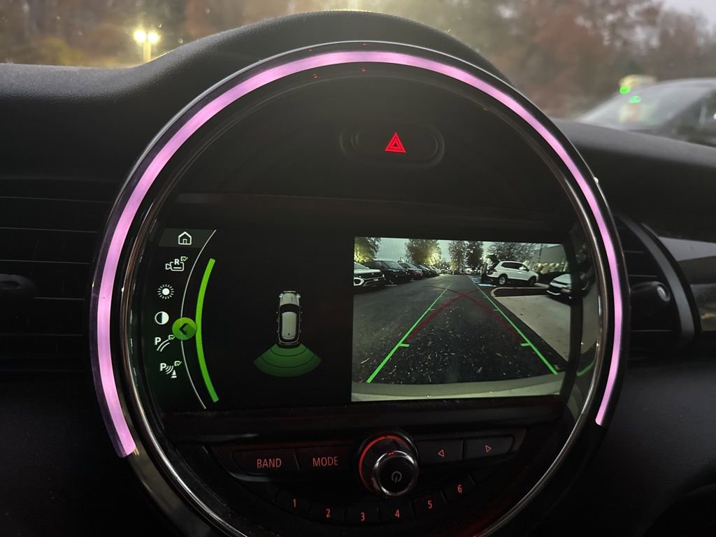 Used 2019 MINI Cooper 4-Door Hardtop image 7