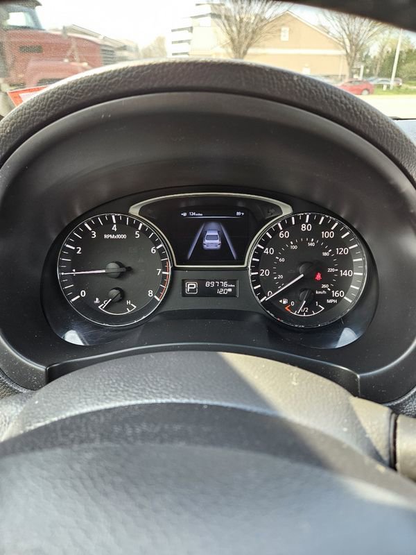 Used 2013 Nissan Altima 2.5 SV FWD image 13