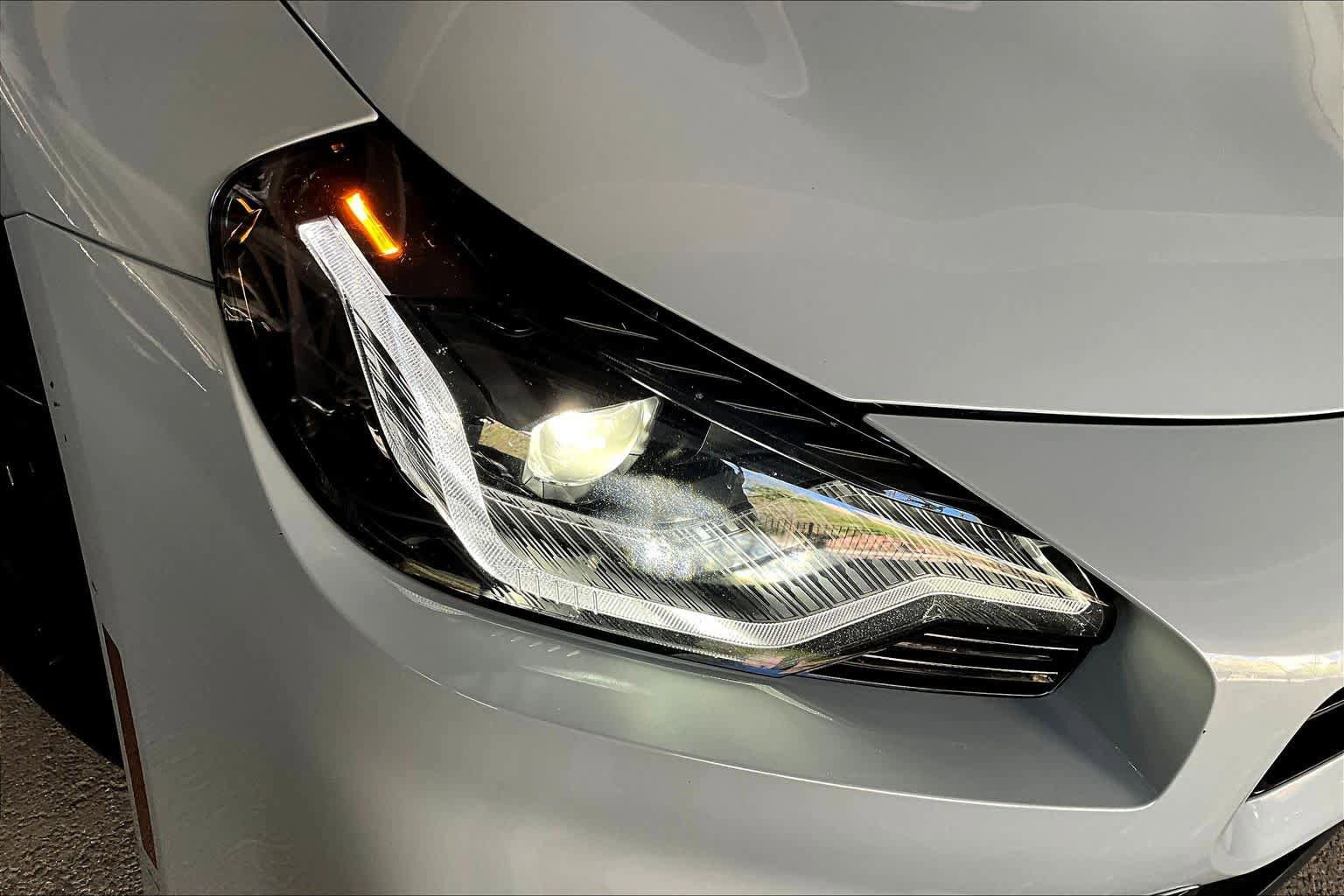 Used 2023 BMW M2 w/ Lighting Package image 27