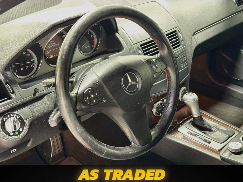 Used 2009 Mercedes-Benz C 300 Sedan image 13