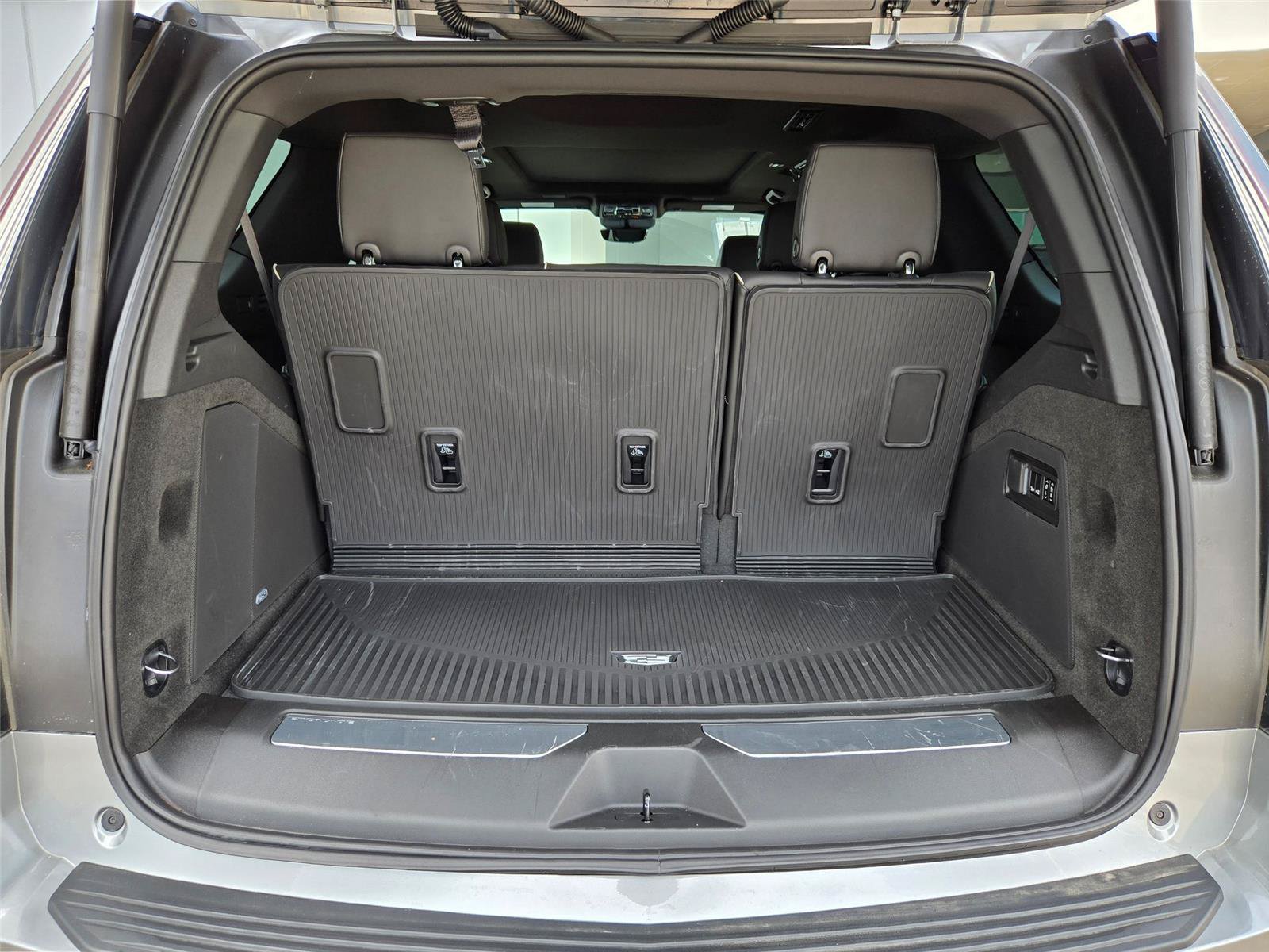 New 2026 Cadillac Escalade Sport w/ Touring Package AWD/4WD image 33