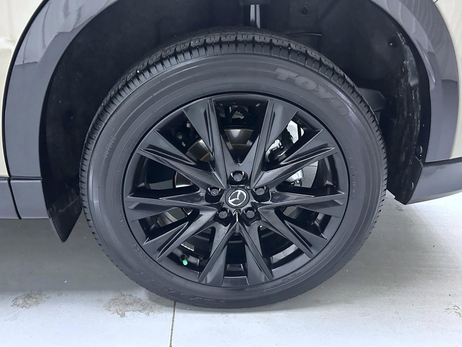 Used 2024 MAZDA CX-5 Carbon Edition image 22