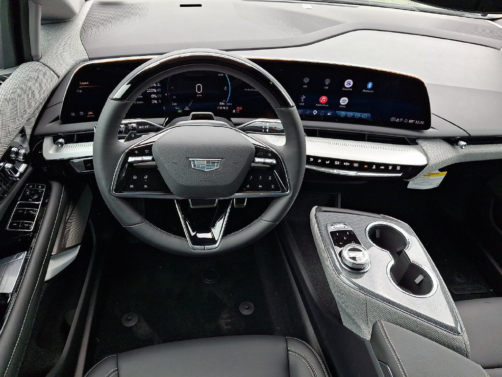 New 2027 Cadillac Optiq Luxury AWD/4WD image 7