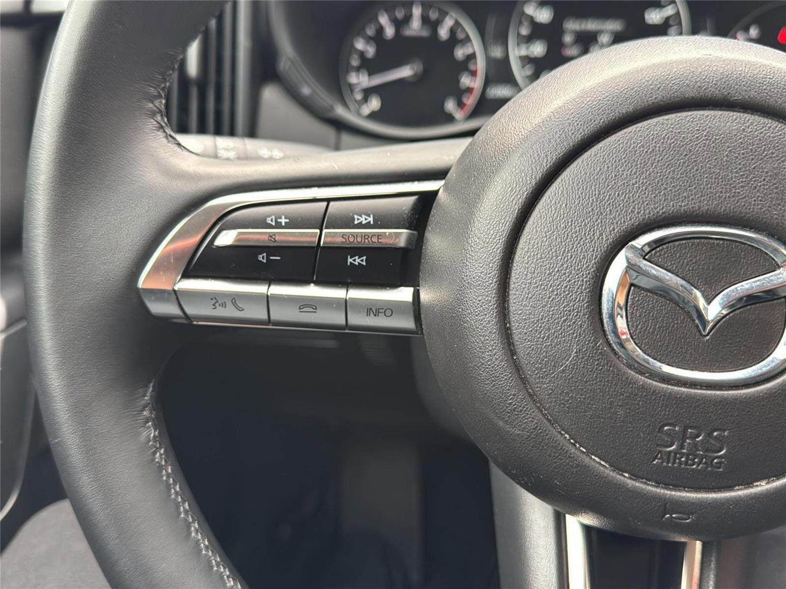 Used 2025 MAZDA CX-50 AWD 2.5 S w/ Preferred Package image 17