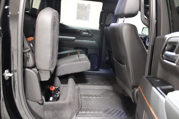 Used 2024 GMC Sierra 1500 AT4 w/ Technology Package image 37